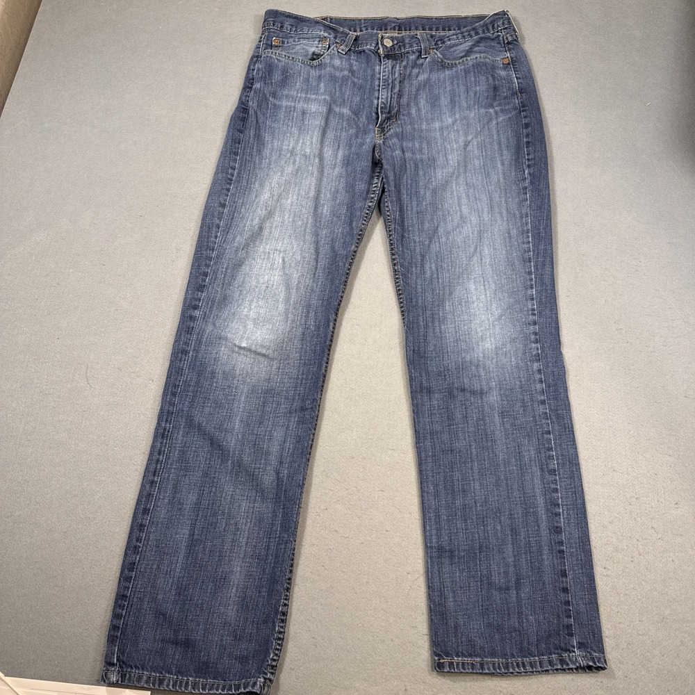 Levi's 514 Men Jeans 36X34 Measures 36/31.5  Blue Denim Straight Fit Logo